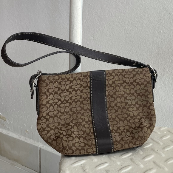 Signature jacquard CC logo pattern brown Coach small purse - Picture 1 of 12
